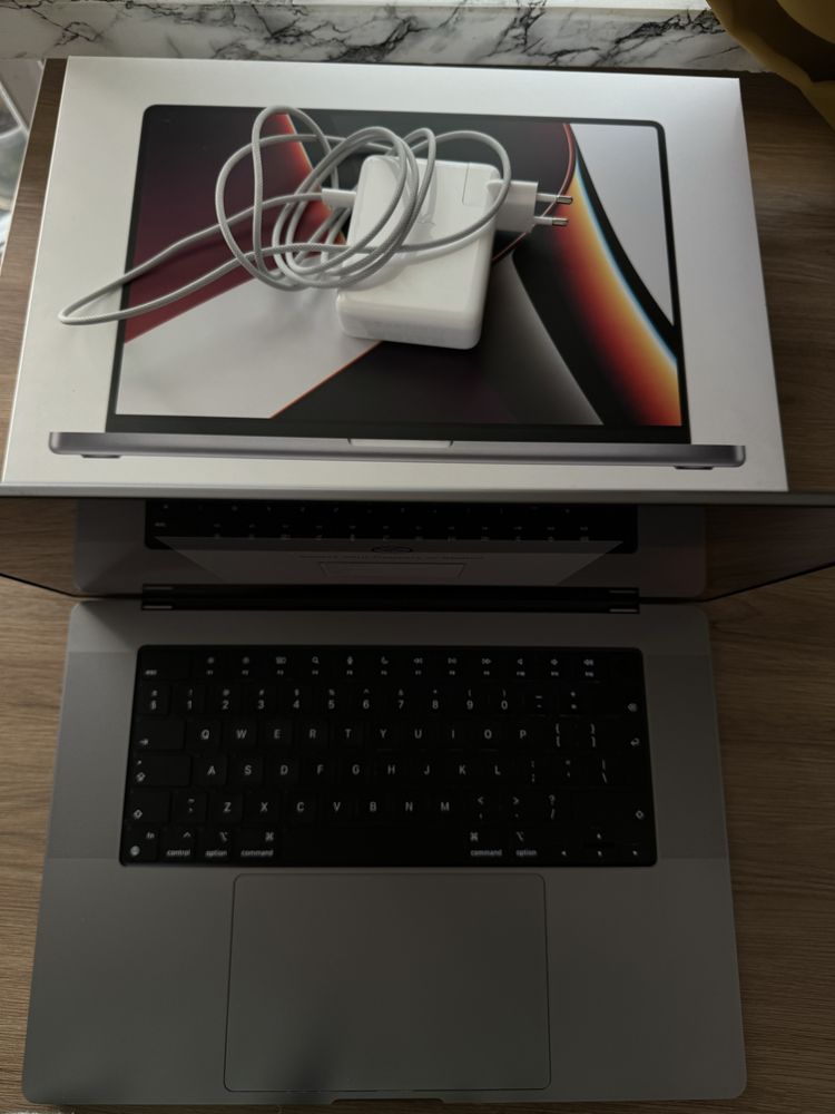 MacBook Pro 16’ M1 32 GB/1 TB