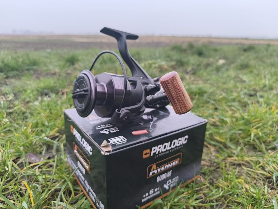 Kołowrotek Prologic Avenger 6000BF