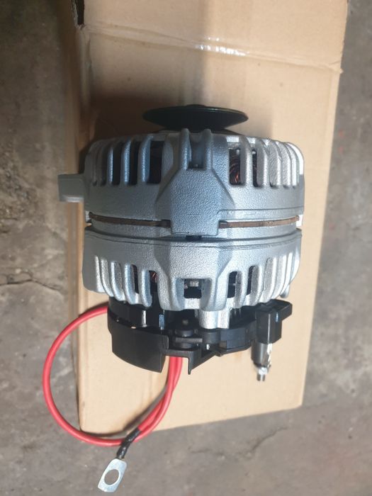 Alternator do ciagnika ursus 330 itp Bosch 100A