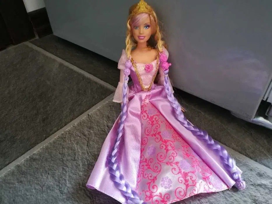 Oryginalne lalki Barbie plus akcesoria
