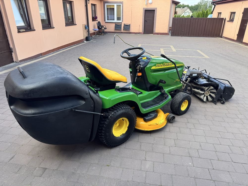 Kosiarka traktorek JOHN DEERE LTR180