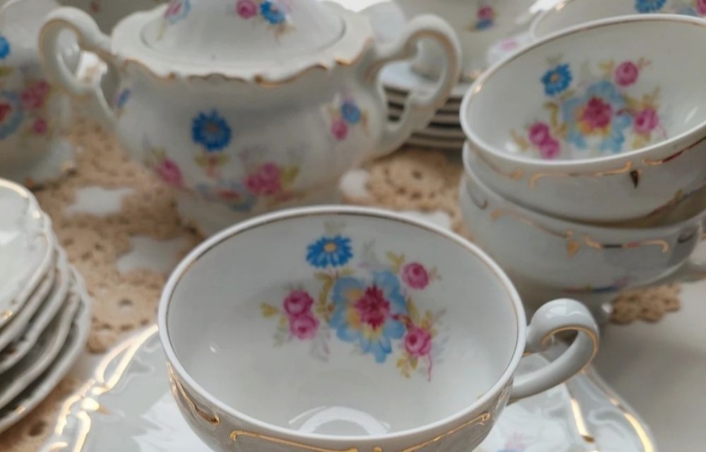 Weimar trio  , zestaw śniadaniowy  , porcelana kwiaty