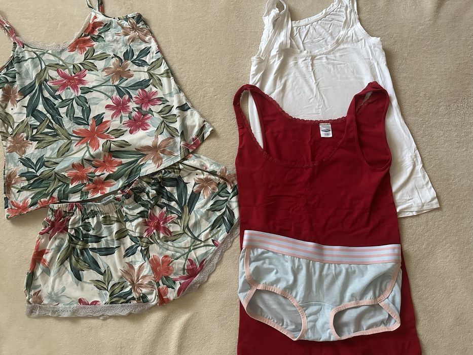 Піжама, майка під светр плюс подарунок ціна  за все