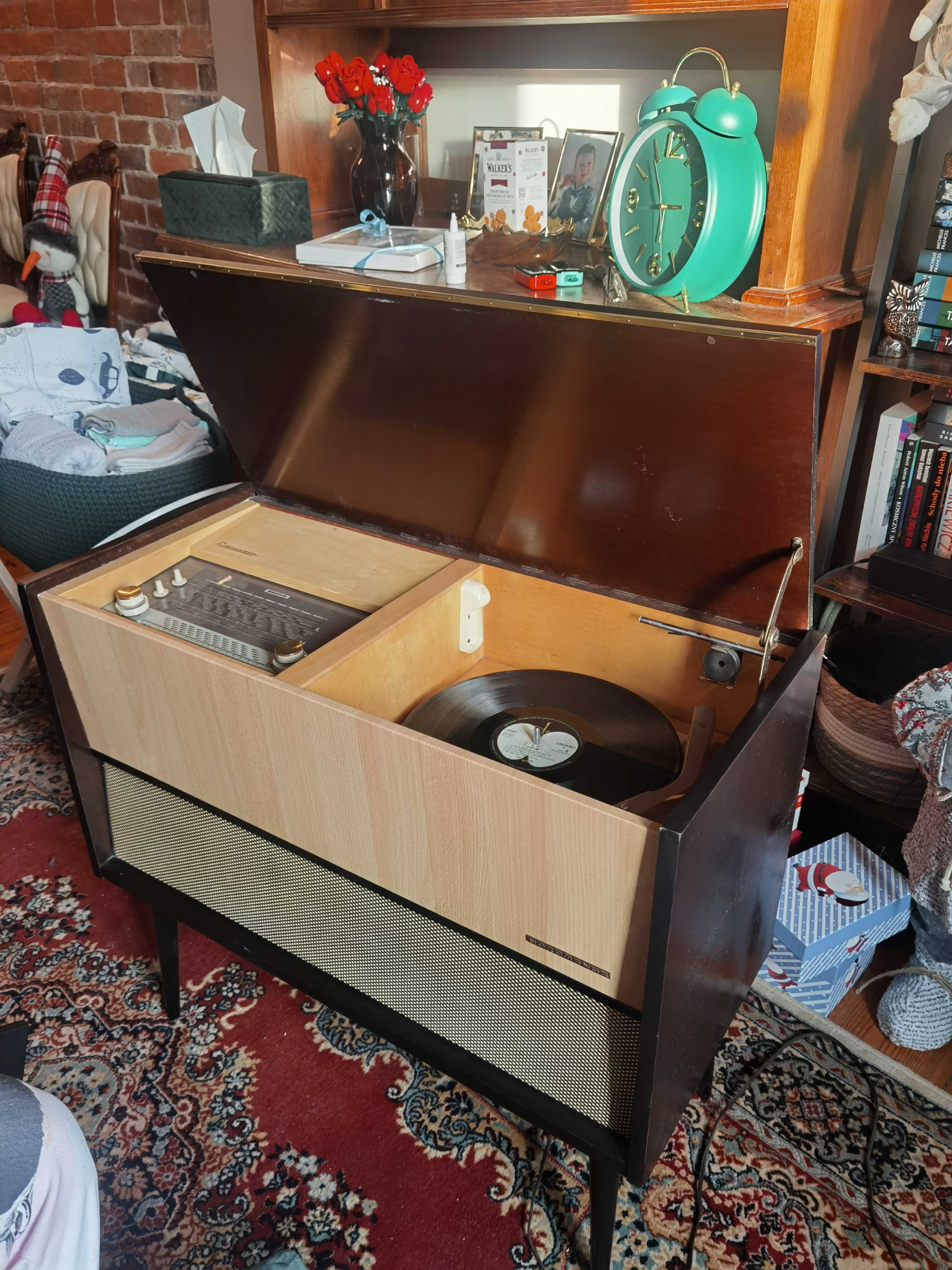Stary Gramofon Nordmende Caruso Stereo Ch 4675 mattiert 1962 z radiem