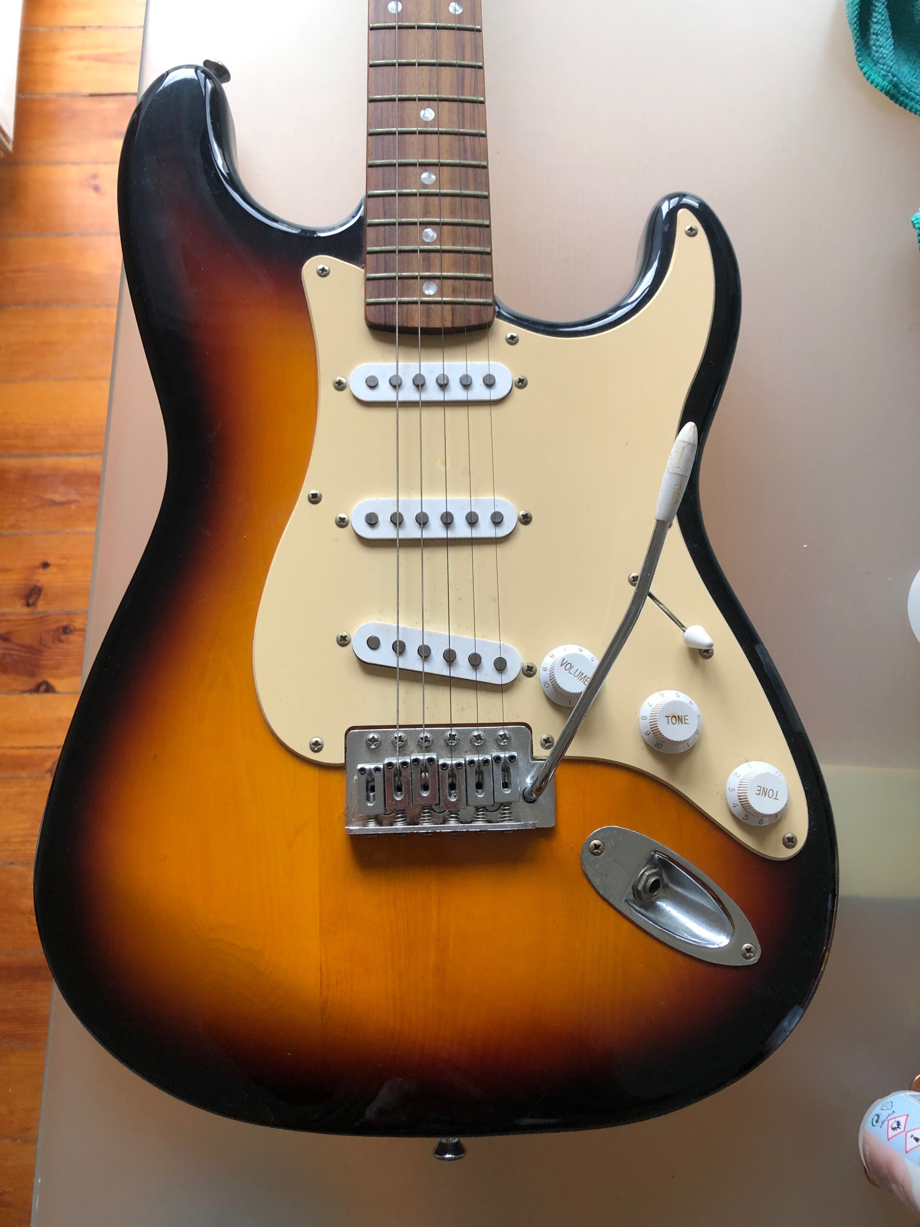Fender squier bullet strat
