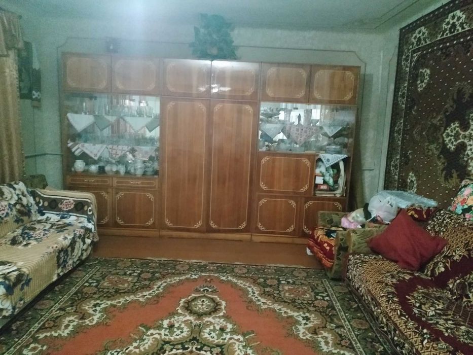 Здається  будинок 7 км від Львова