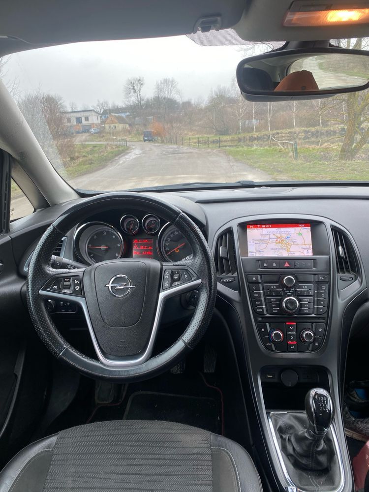 Opel Astra j 1.7 дизель