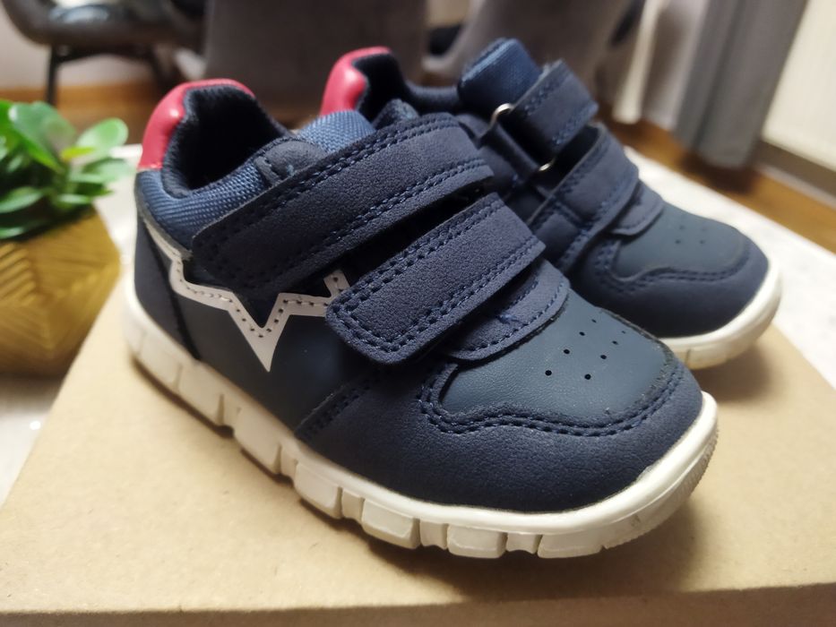 Buty 22 CCC sneakersy nowe