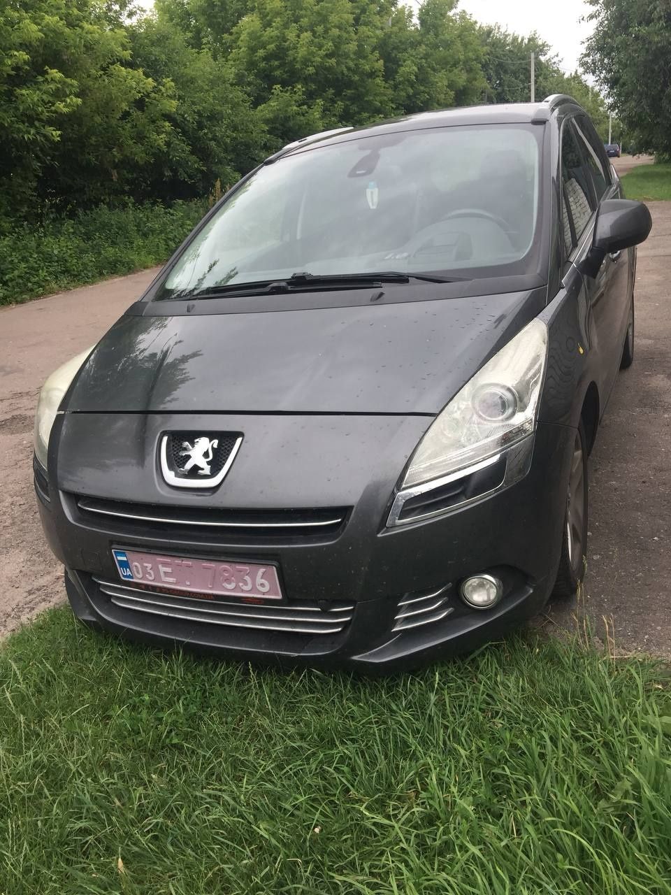 Продам авто Peugeot 5008 2010 року
