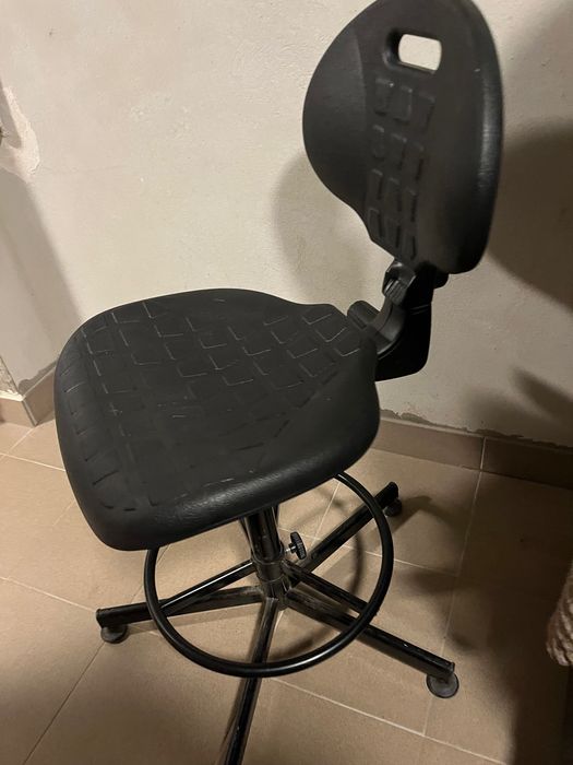 Krzesło firmy Nargo