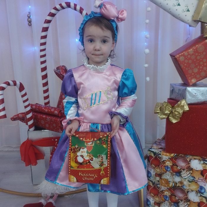 Прокат новорічних костюмів Цукерка, білочка, повар, зайчик, Східна кра