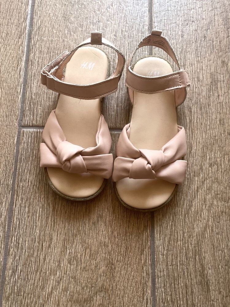 Босоніжки, H&M на дівчинку, р.28