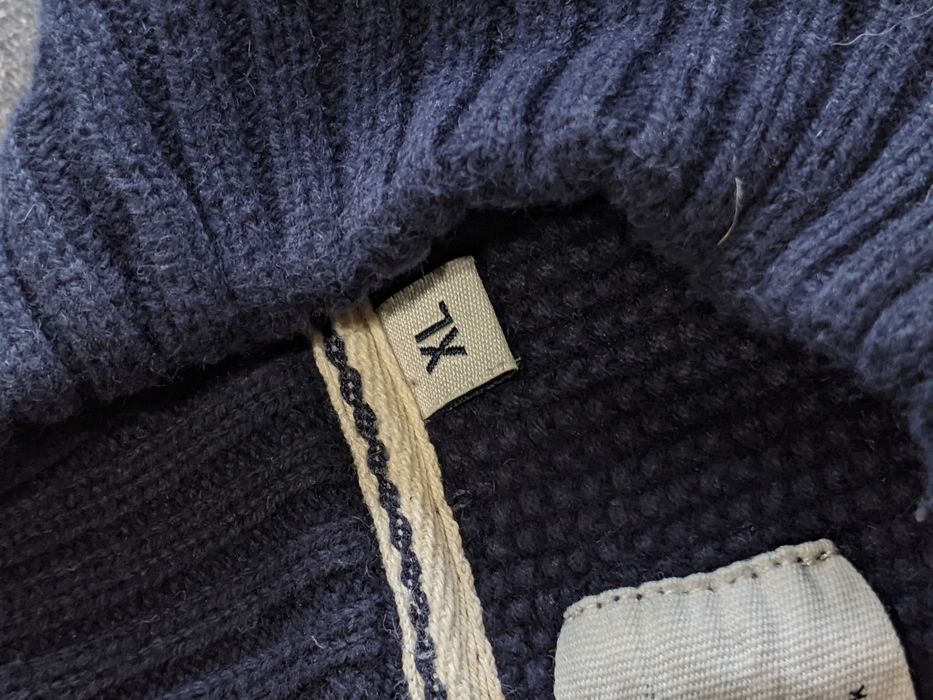 BLACK FRIDAY SALE! Чоловічий светр від бренду Anerkjendt розмір XL