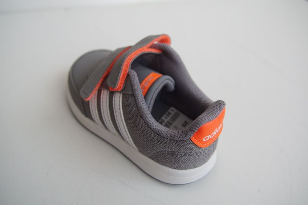 nowe buciki Adidas VS Switch 2 CMF INF DB1859 r 25 14.5 cm