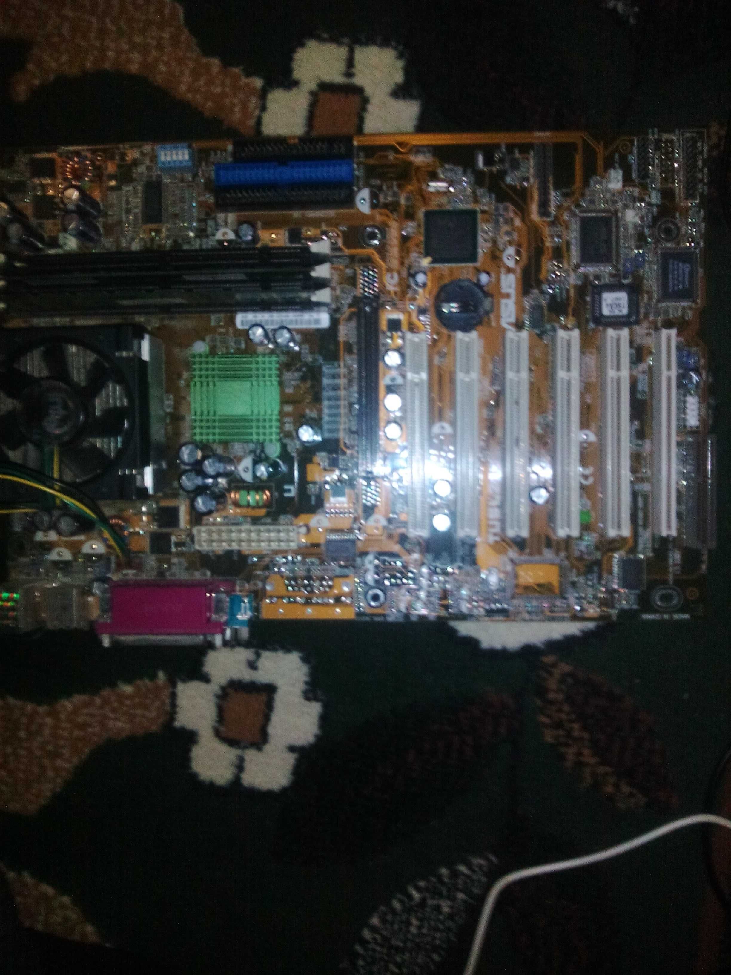 Продам материнскую плату Asus