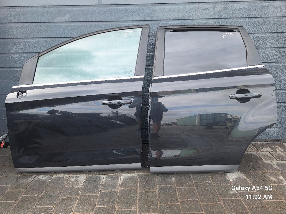 Drzwi przednie tylne lewe komplet F8 Kuga Mk1