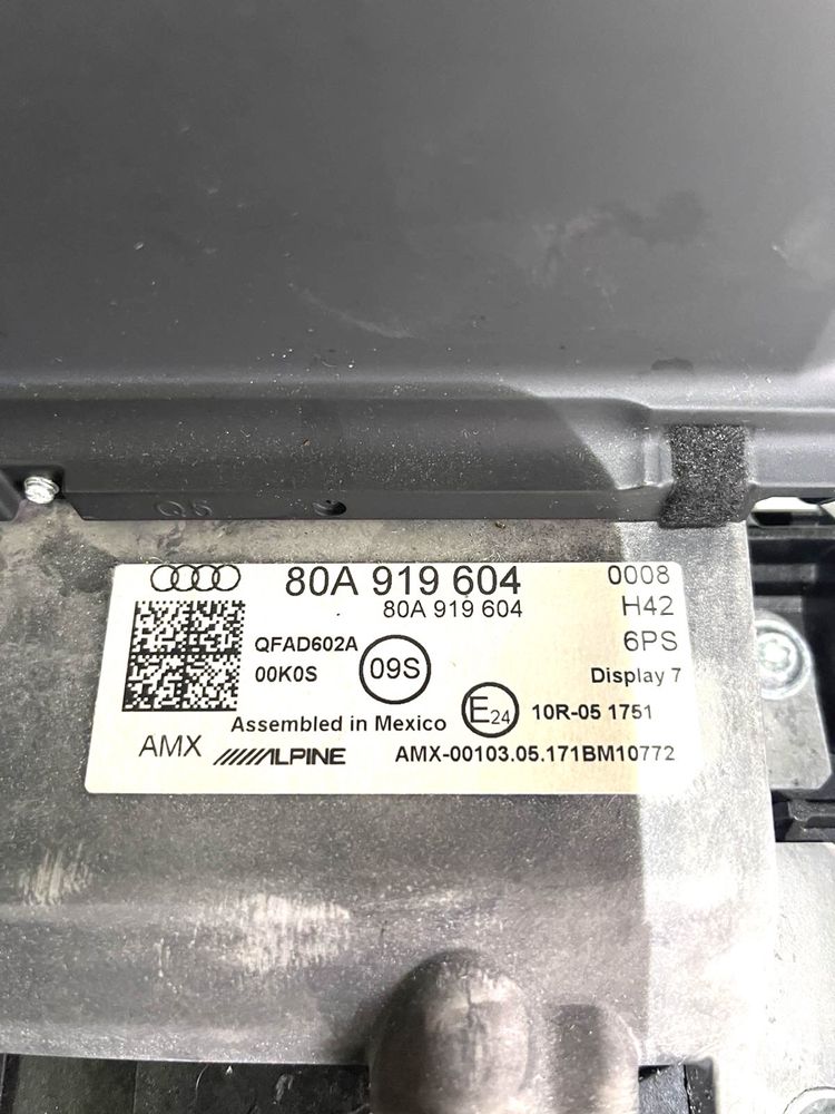 Дисплей mmi lcd монітор екран Audi Q5 80A919604