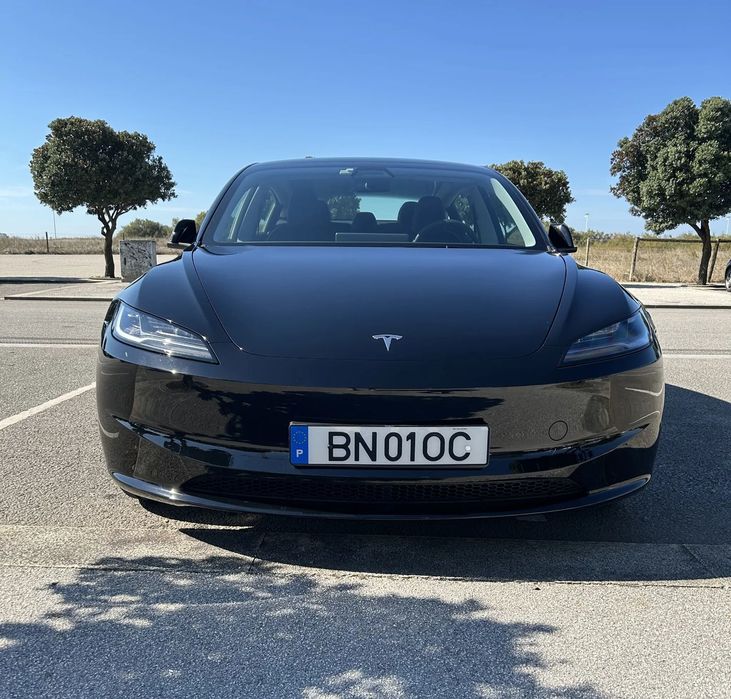 Tesla Model 3 Tração Traseira