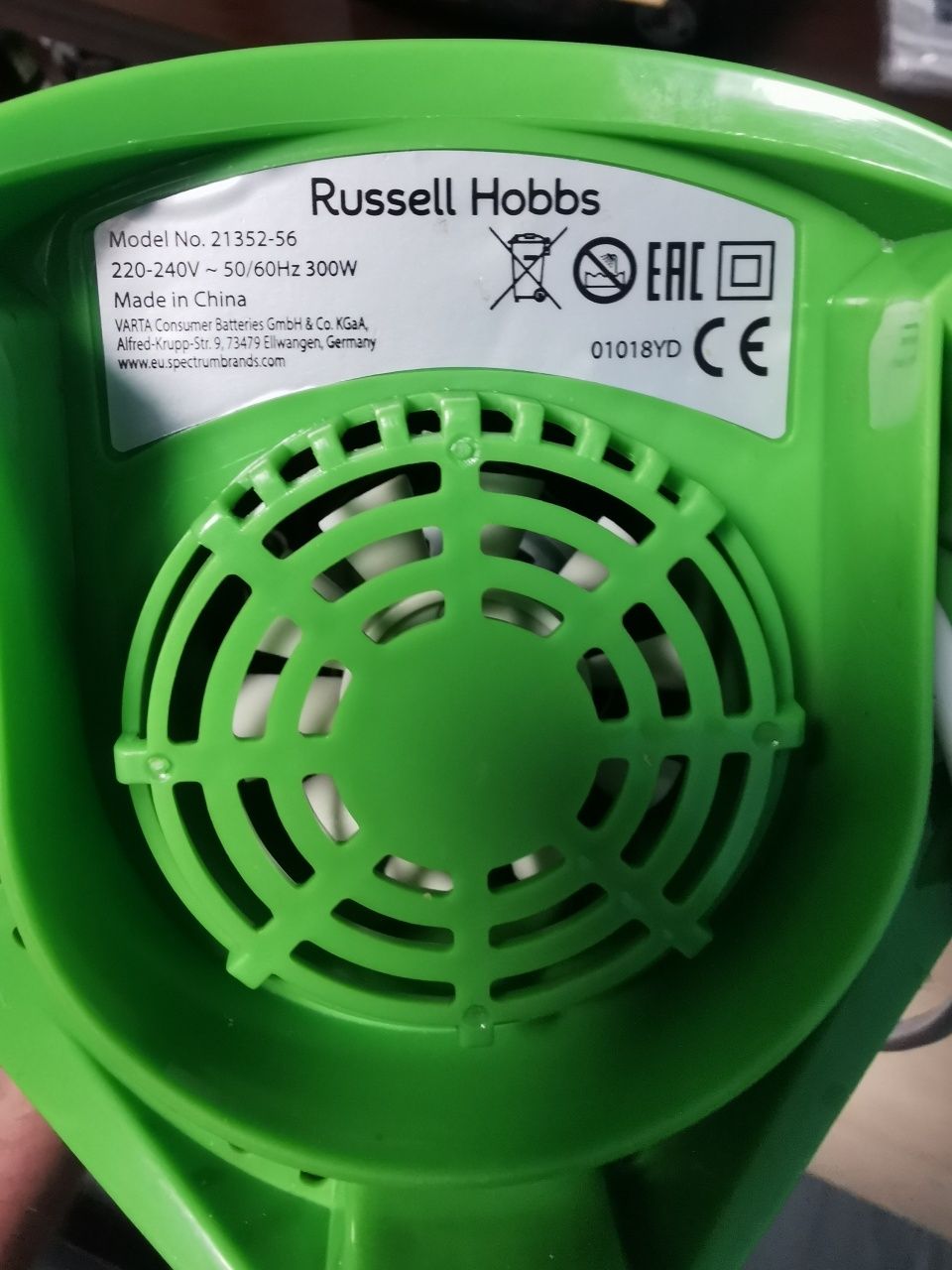 Blender kielichowy Russell Hobbs Explore Mix&Go Juice