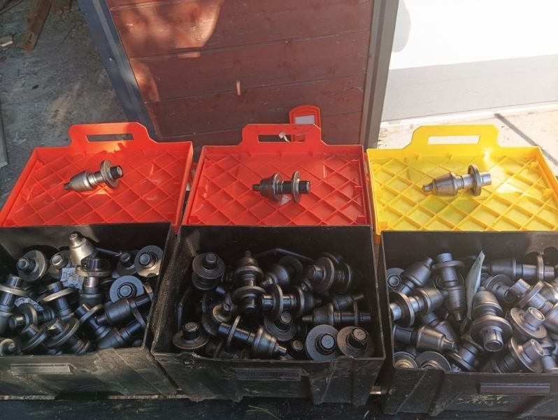 Frezy frez ząb zęby  do betonu asfaltu Wirtgen KENNAMETAL