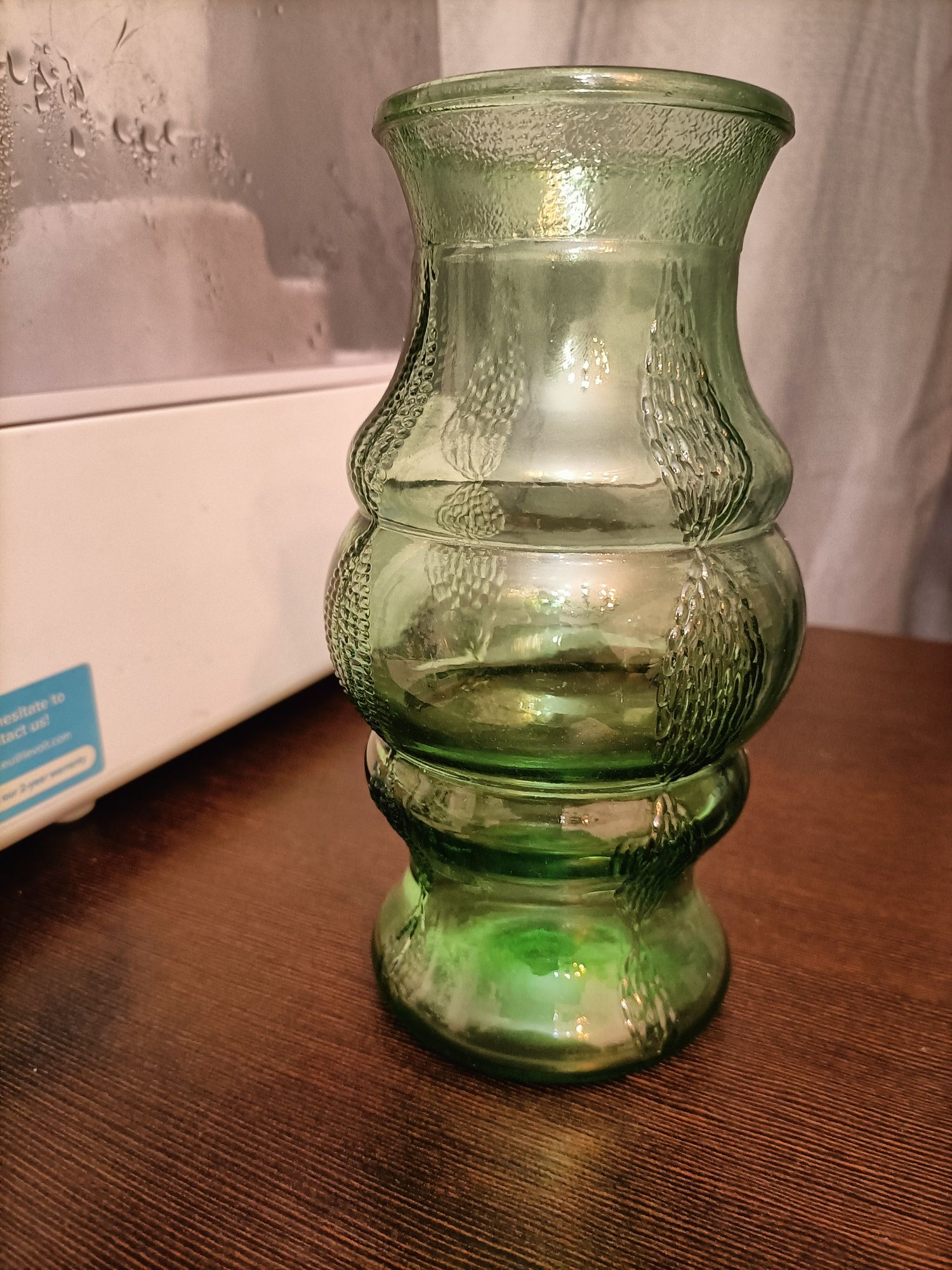 Stary zielony wazon NRD