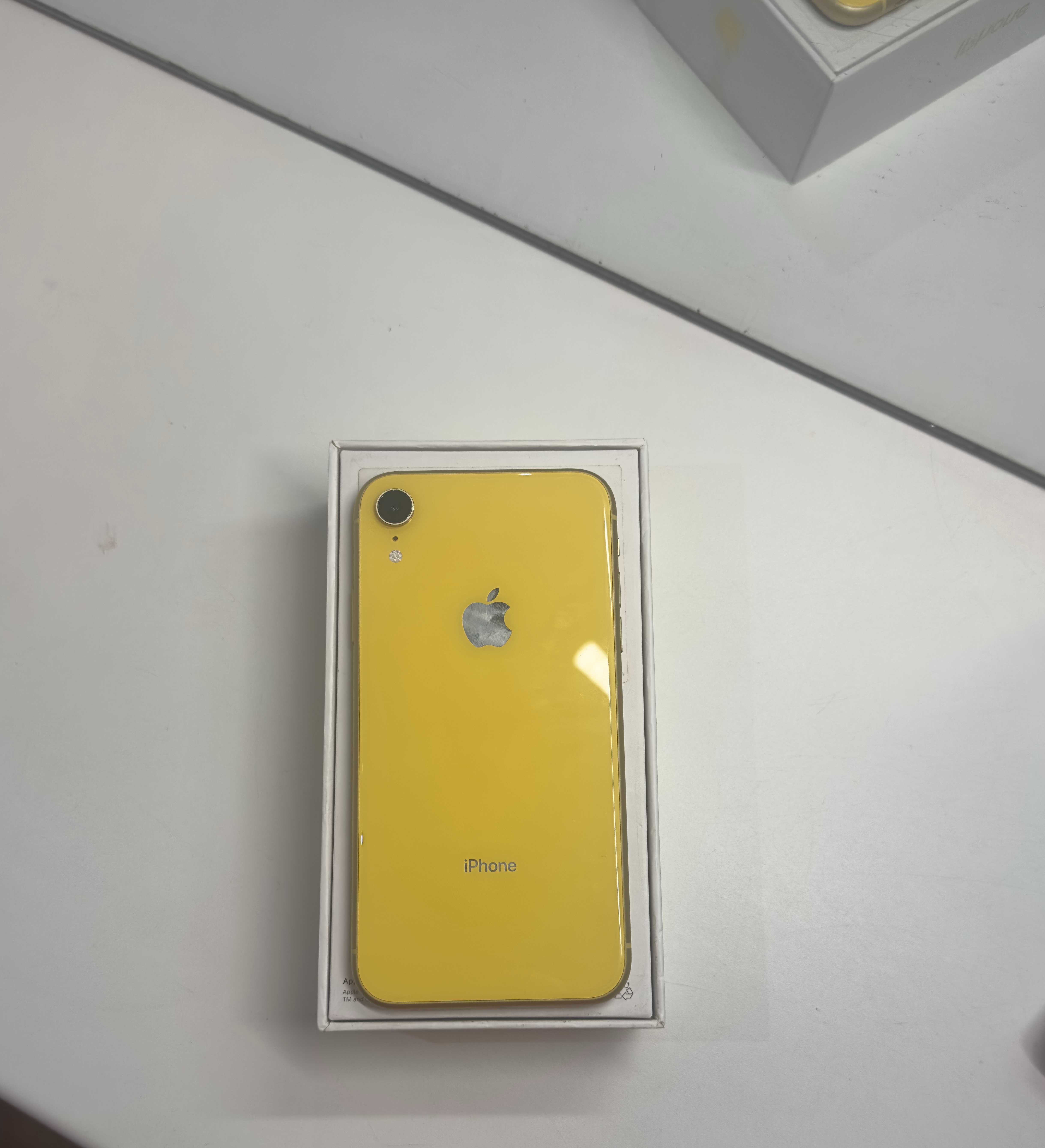 Iphone XR 64 GB (8.5/10)