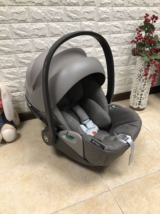 Автокрісло Cybex Cloud Z2+ i-Size Група 0+ (0-13 кг) сайбекс