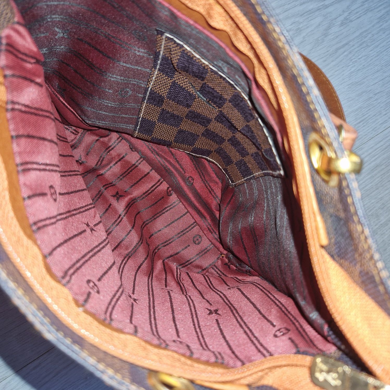 Louis Vuitton mała torebka kufer listonoszka klasyczna