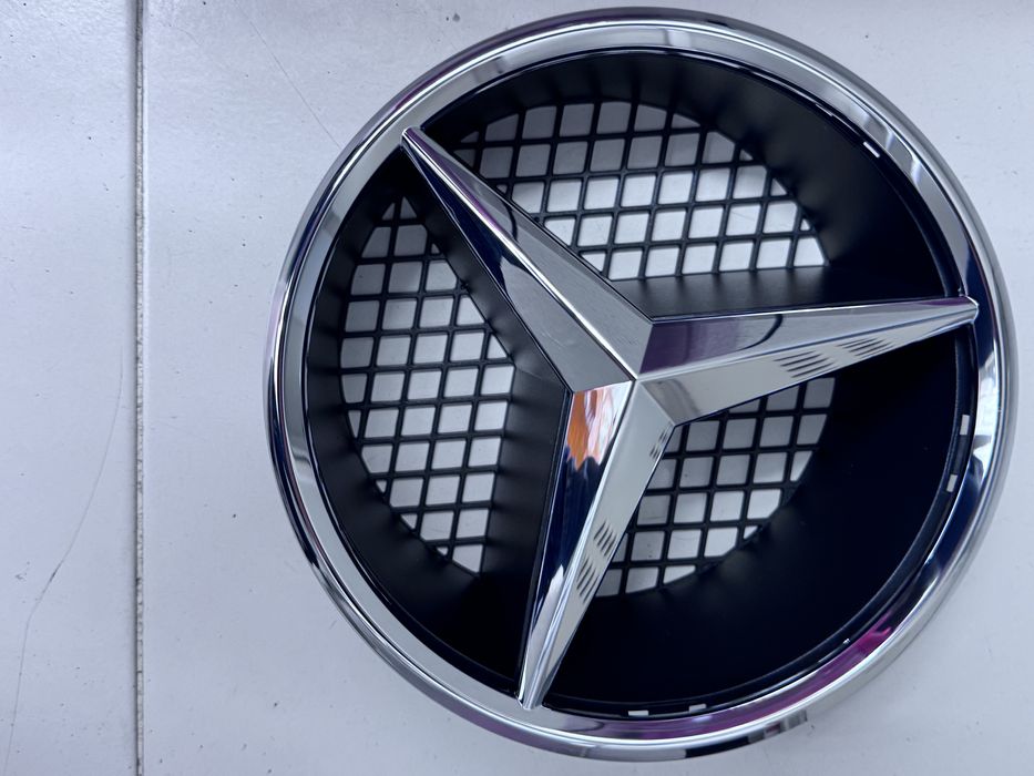 Estrela mercedes mais suporte