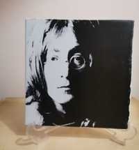 Azulejo em cerâmica * John Lennon*, do artista * Joaquim Pombal *