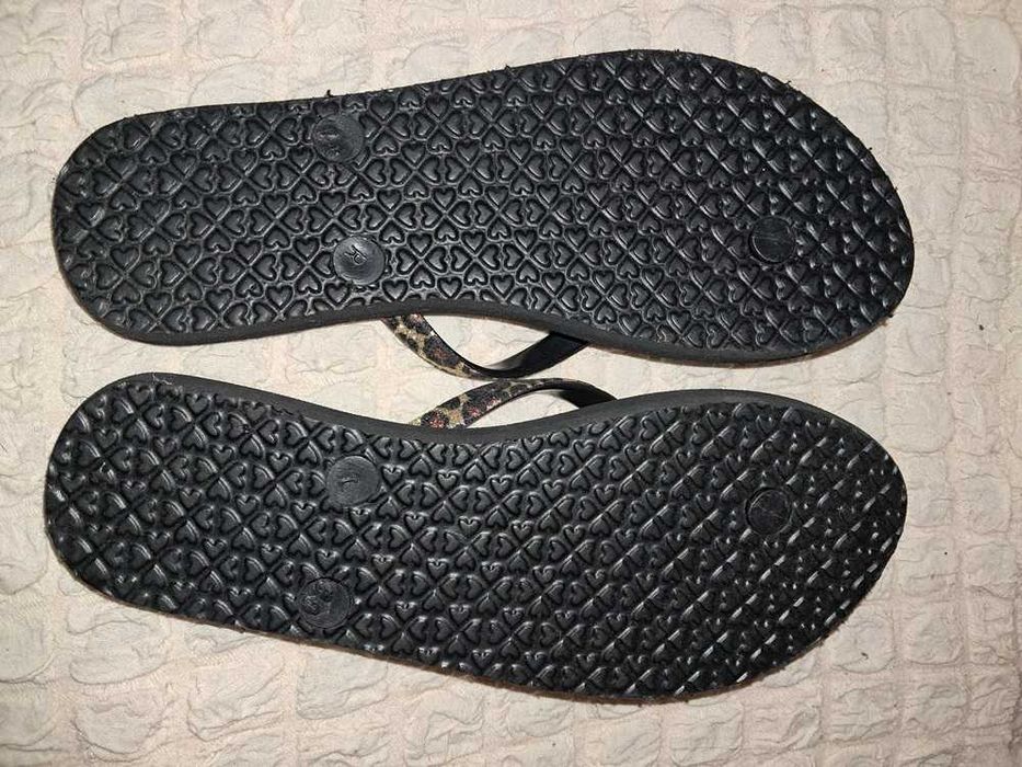 Шльопки жіночі, вєтнамки, літнє взуття