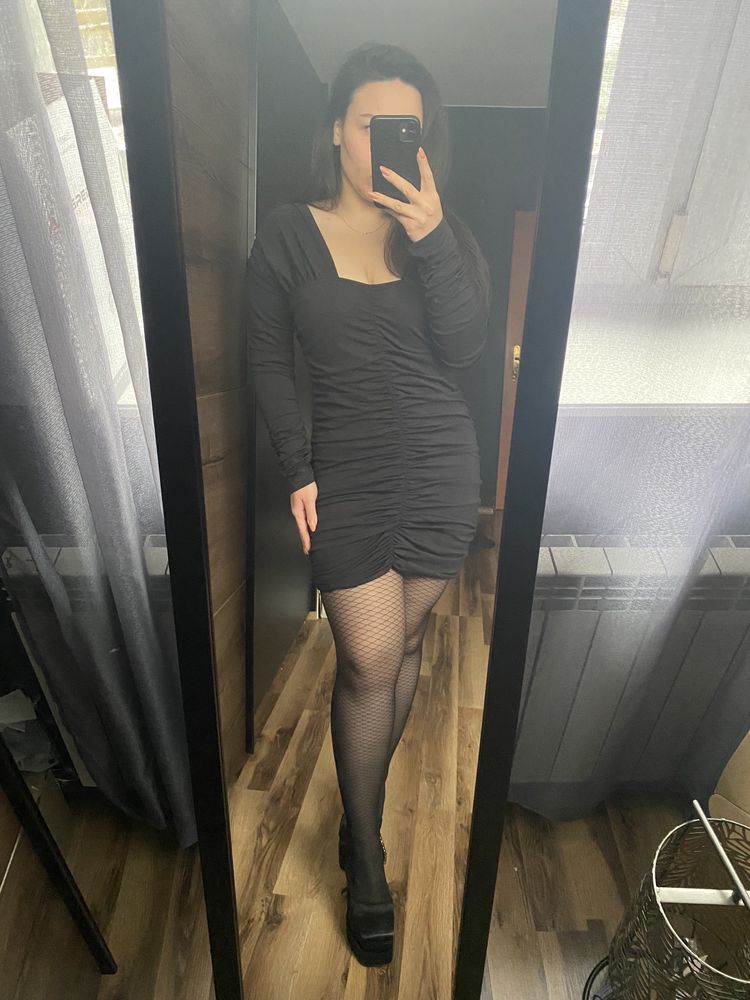 Sexy krótka mini sukienka bodycon obcisła modelująca dopasowana