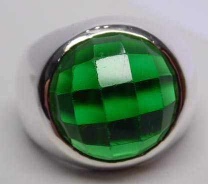 Srebrny pierścionek fasetowany zielony kamień półkula R.15