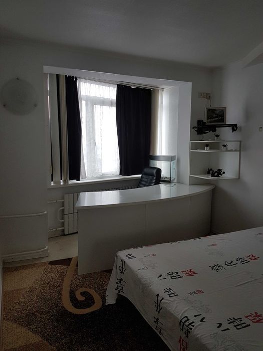 Продам 2 комнатную квартиру метро Героев Труда