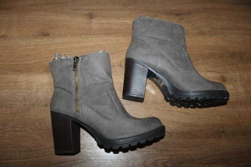 Нові оригінальні ботильйони New Look