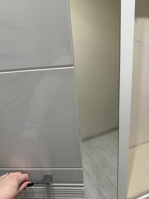 Стінка в коридор. Прихожа. Шафа