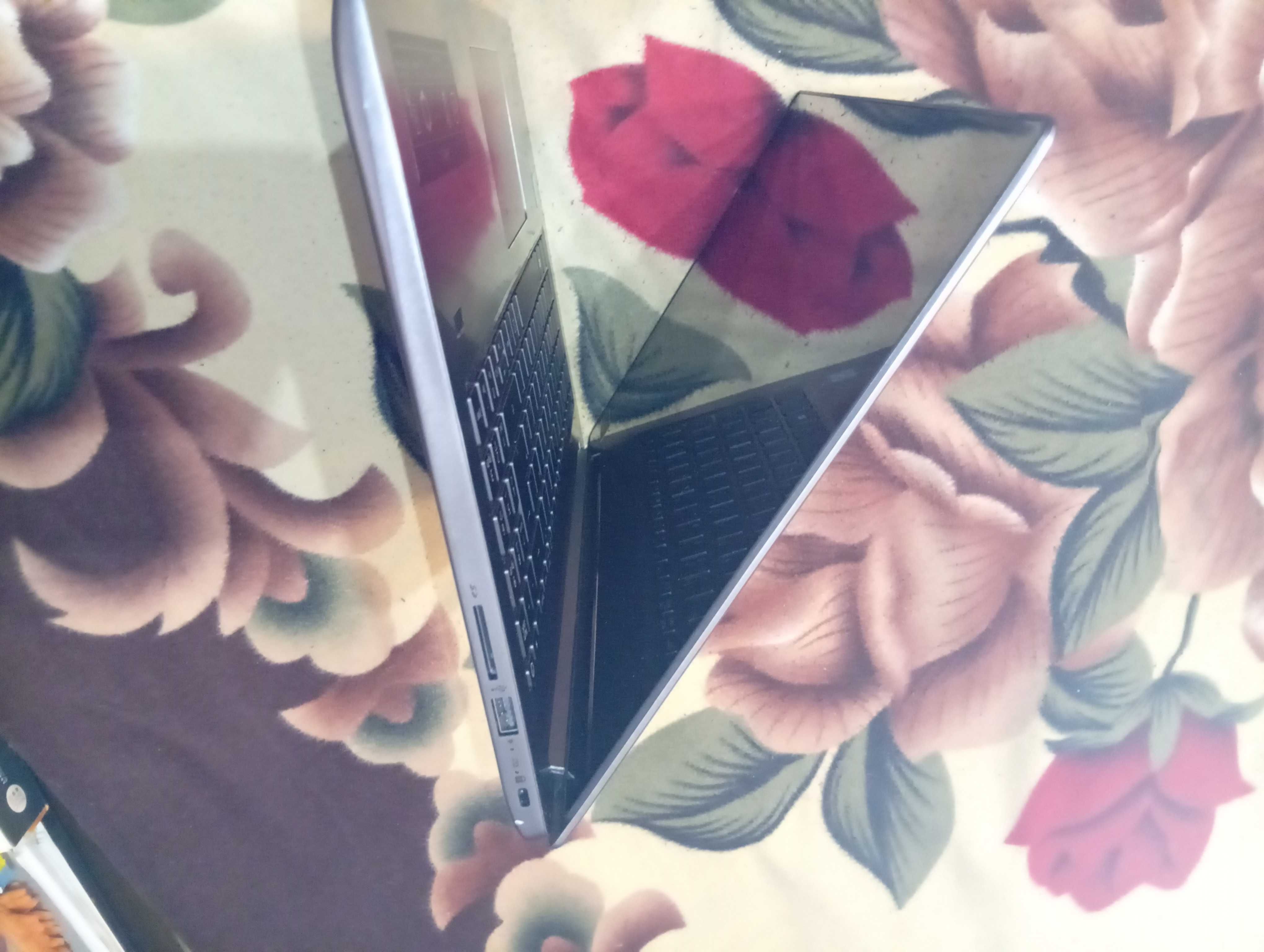 Nowy Laptop Ultrabook 15.6” ACER i3 8ge DDR5 SSD M2 Bateria 8h Full HD