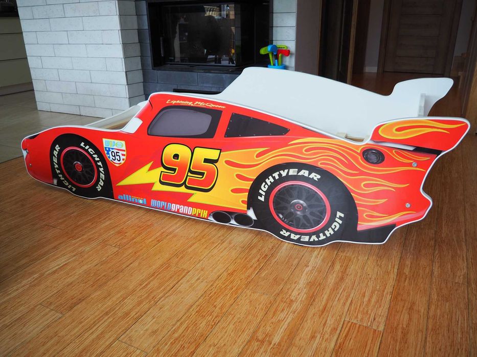 Łóżko dla chłopca Zygzak McQueen z materacem