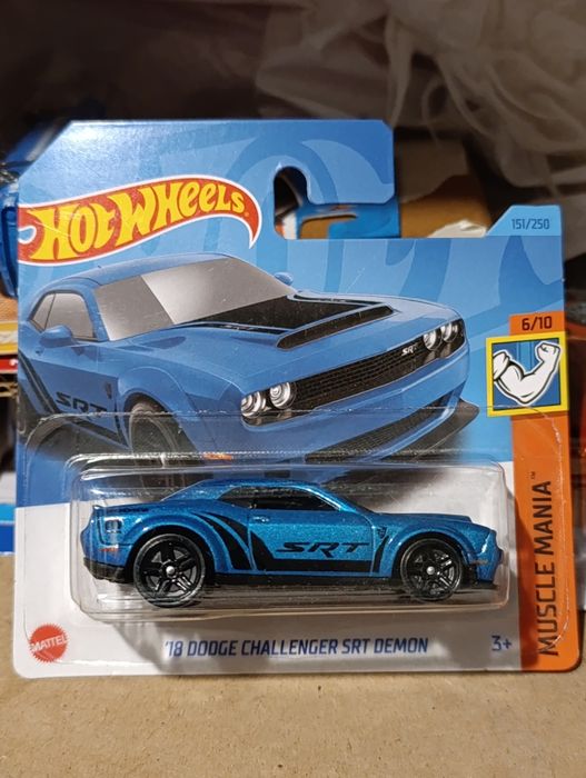 Hot Wheels 18 Dodge Challenger SRT Demon