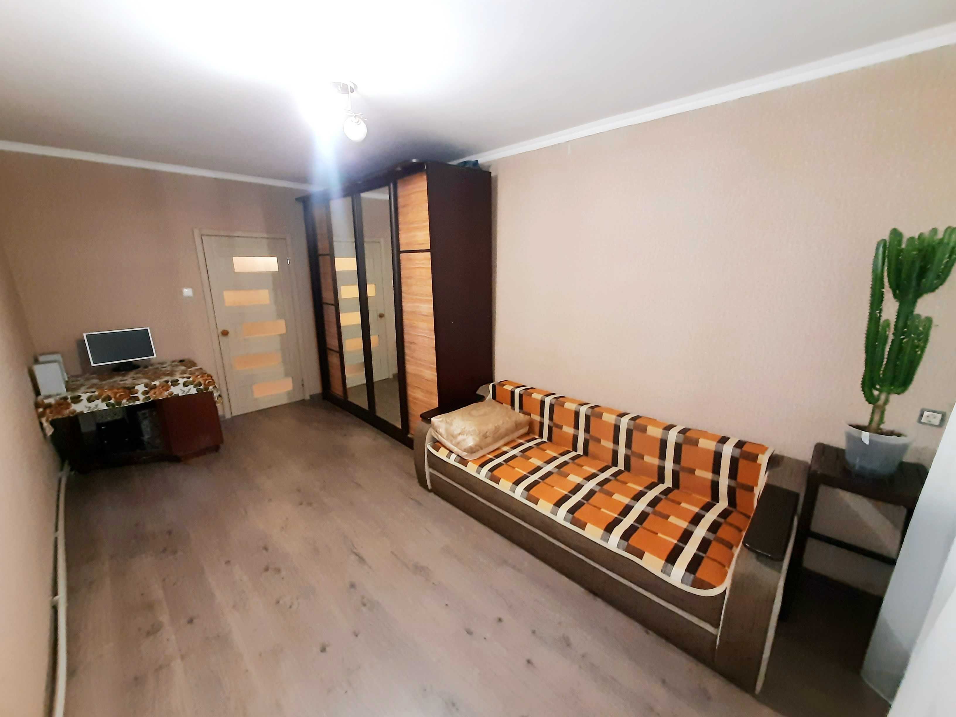 Продам 2-кім квартиру смт. Немішаєве вул. Південна заг. 44 м2 поверх 2