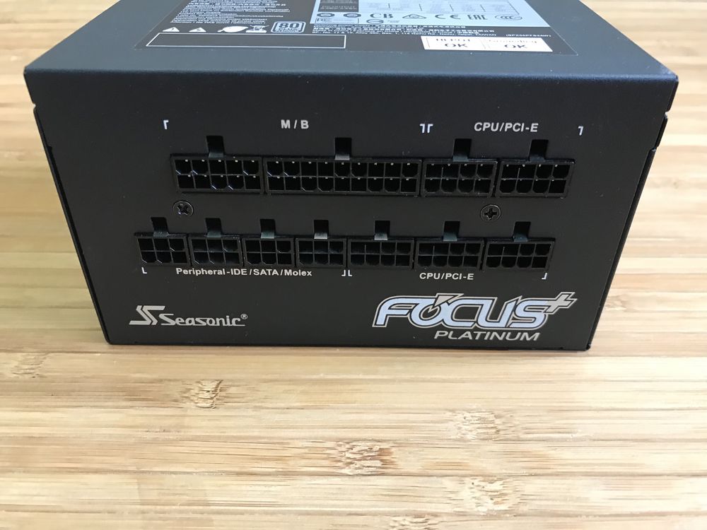 Блок питания Seasonic Focus Plus Platinum 550w