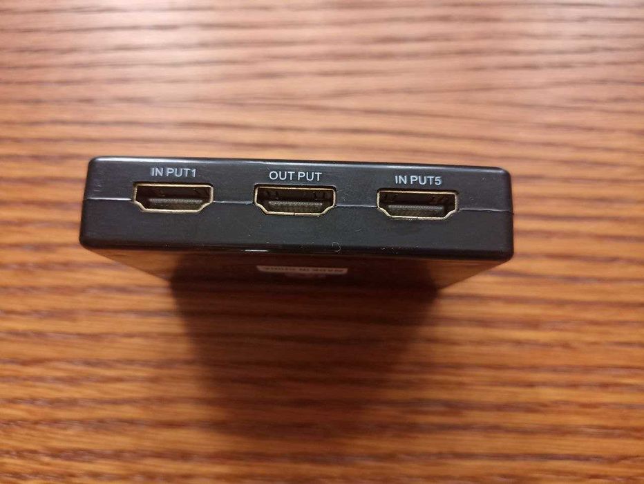 HDMI-перемикач на 5 портів