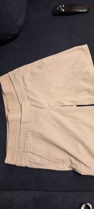 OKAZJA Spodenki ciążowe beż rozm. 14 krótkie JoJo Maman Babe