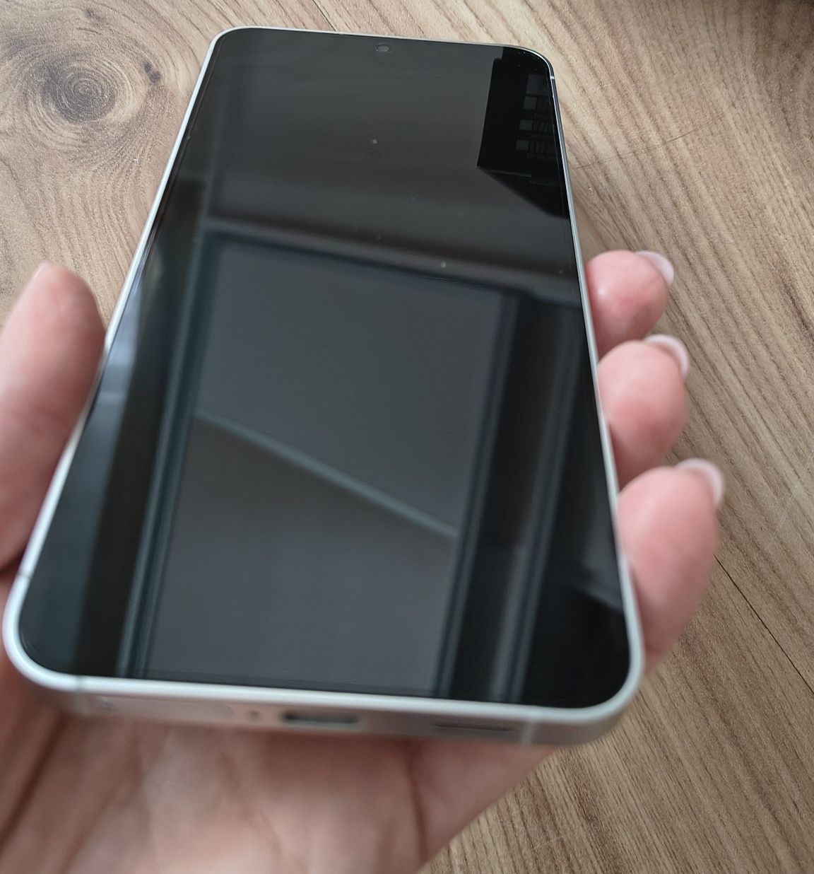 Samsung Galaxy S24 8/256GB jak nowy, na gwarancji