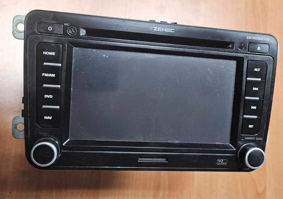 Radio model Zenec -&gt;Skoda Octavia II