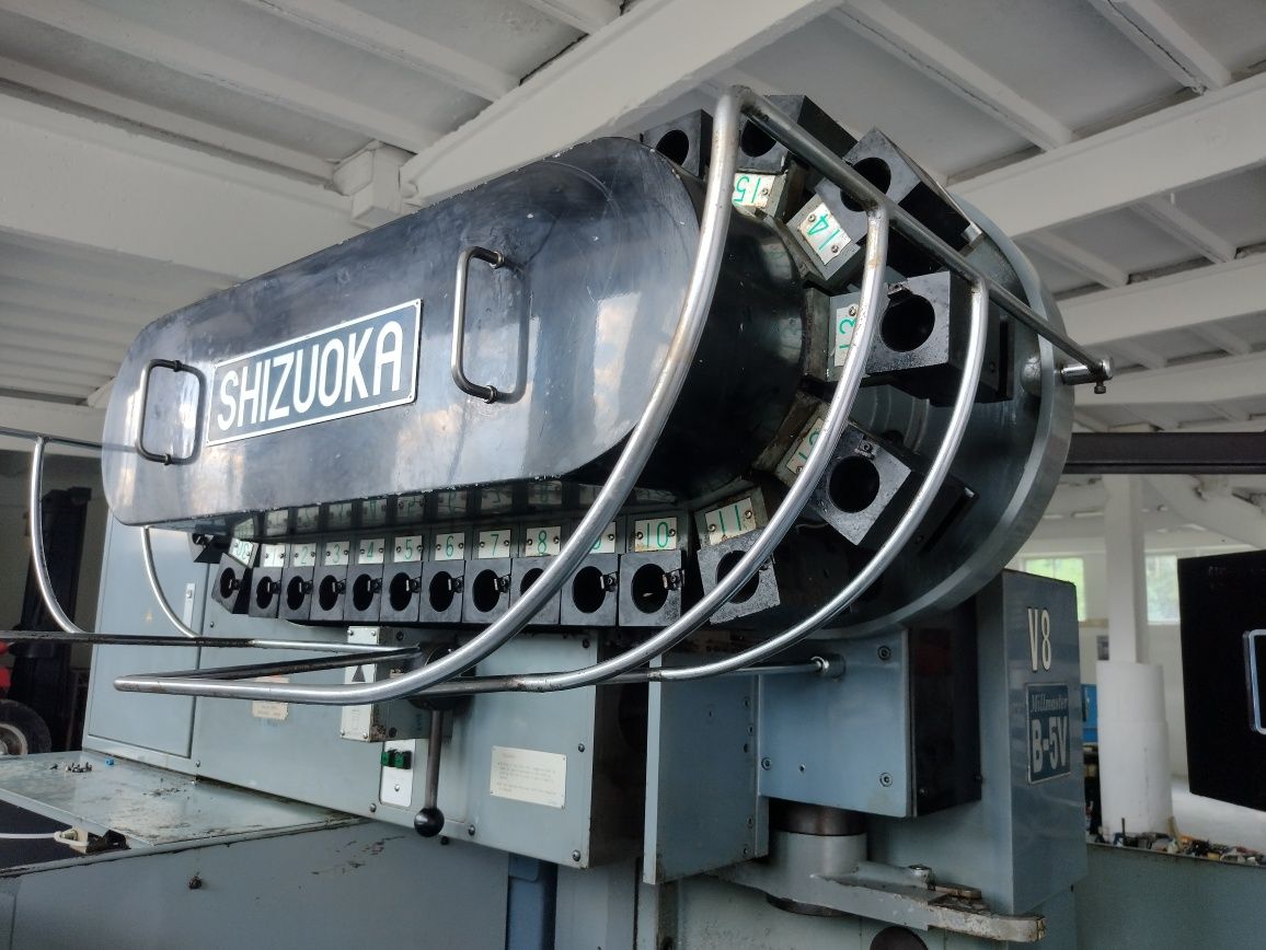 Frezarka CNC centrum obróbcze Shizouka  B-5V