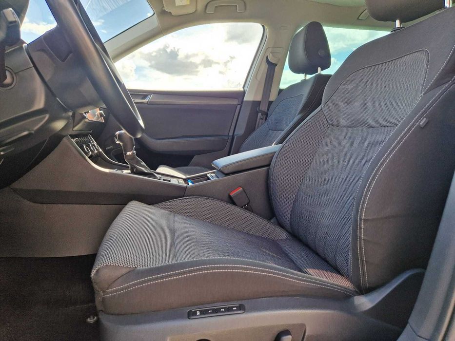 SKODA SUPERB 1.5 TSi / FA VAT 23% / LED/ CANTON/ I rej 2022  48.190km