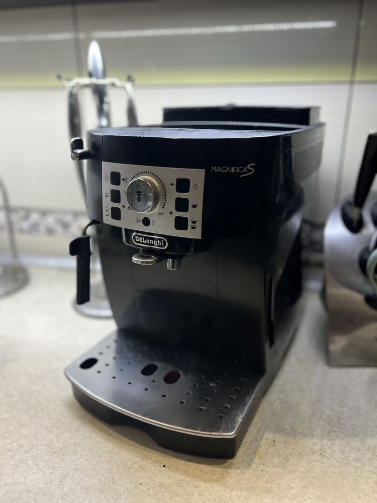 DeLonghi Magnifica S