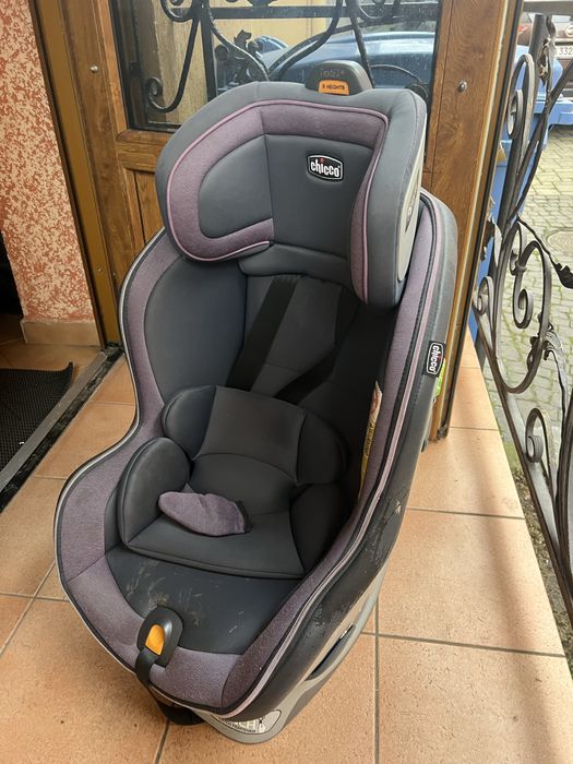Автокрісло chicco nexfit
