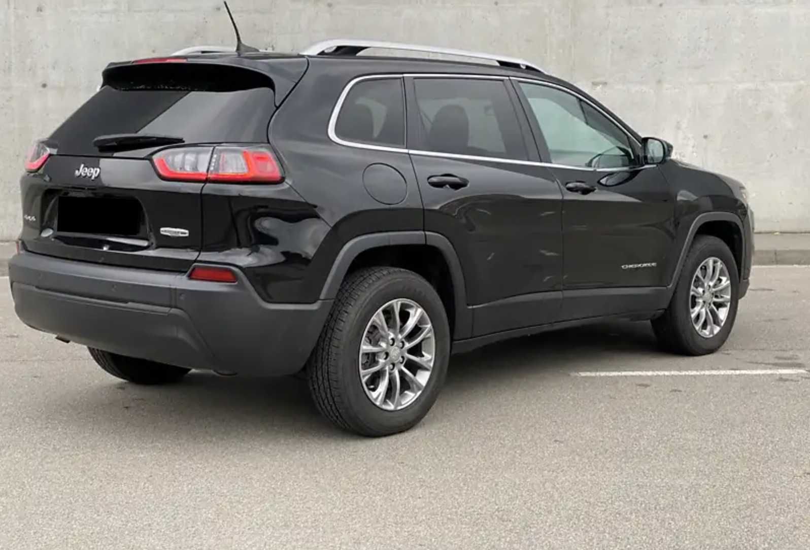 Jeep Cherokee Latitude Plus 4x4 2019